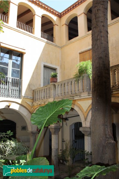 Castelló d'Empúries - Palau Macelli (Foto: Albert Esteves, 2012) Castelló d'Empúries - Palau Macelli