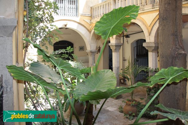 Castelló d'Empúries - Palau Macelli (Foto: Albert Esteves, 2012) Castelló d'Empúries - Palau Macelli