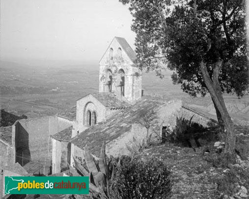 Subirats - Sant Pere del Castell de Subirats (Foto: <i>Rossend Flaquer - Arxiu C.E.C</i>, 1926-27) Subirats - Sant Pere del Castell de Subirats