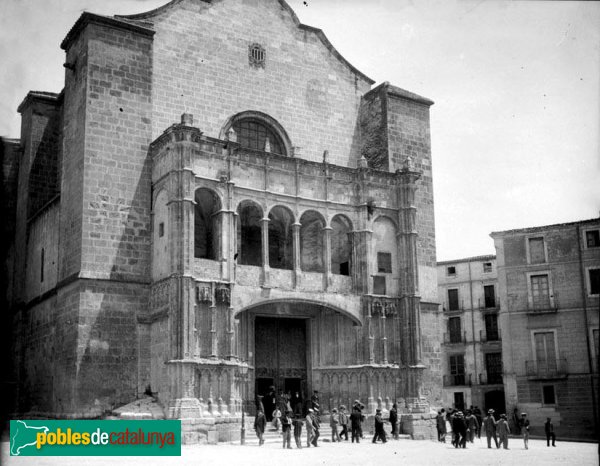 Vilafranca - Basílica de Santa Maria. Portada antiga