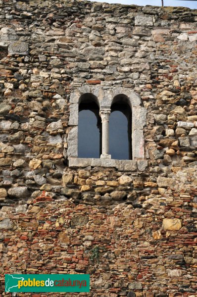 Castelló d'Empúries - Muralles (Foto: Alberto González Rovira, 2013) Castelló d'Empúries - Muralles