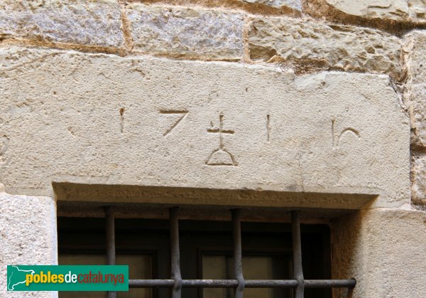 Camallera - Can Ferrer Pagès, llinda (Foto: Albert Esteves, 2013) Camallera - Can Ferrer Pagès, llinda