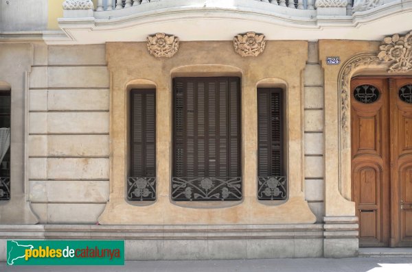 Barcelona - Provença, 324 (Foto: Bernat Hervàs, 2013) Barcelona - Provença, 324