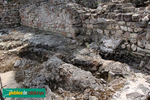 Gelida - Tombes antropomòrfiques (Foto: Albert Esteves, 2013) Gelida - Tombes antropomòrfiques