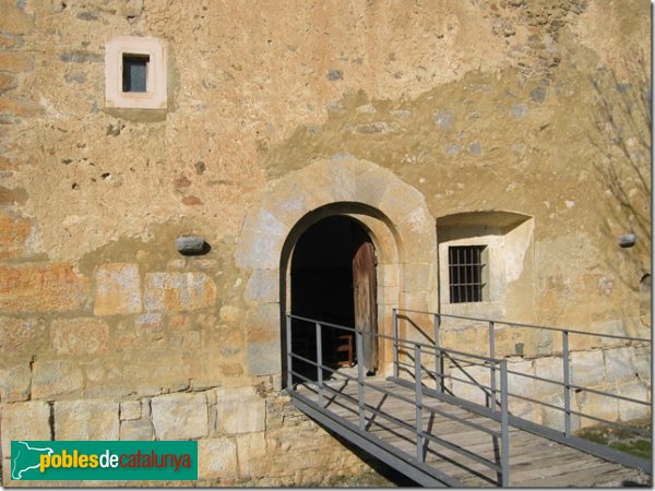 Isòvol - Santuari de la M.D. de Quadres (Foto: José Elizalde, 2013) Isòvol - Santuari de la M.D. de Quadres