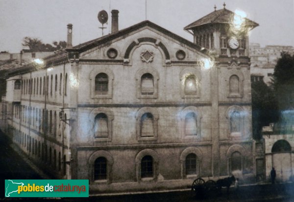 Tarragona - Fàbrica Chartreuse (Foto: enviada per Pol Oto Masagué) Tarragona - Fàbrica Chartreuse