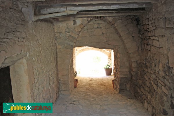 Montoliu - Pas cobert del carrer del Forn