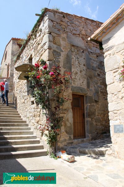 Cantallops - Casa típica (Foto: Albert Esteves, 2014) Cantallops - Casa típica