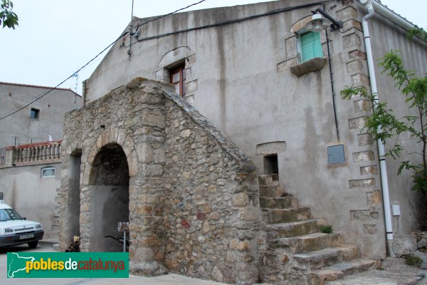 Cantallops - Casa típica (Foto: Albert Esteves, 2014) Cantallops - Casa típica