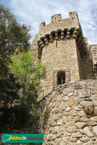 La Jonquera - Castell de Requesens (Foto: Albert Esteves, 2014) La Jonquera - Castell de Requesens
