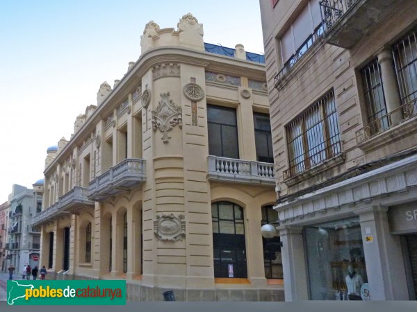 Figueres - Casino Menestral (Foto: Valentí Pons, 2014) Figueres - Casino Menestral