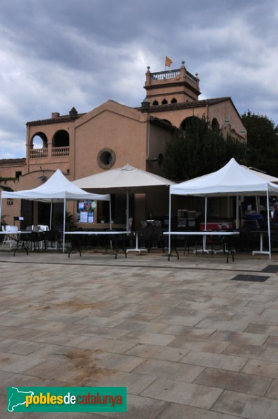 Masia de Can Gambús (Foto: Joan Sánchez Sabé, 2014) Masia de Can Gambús