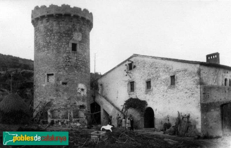 Castell d'Aro - Torre Seguera (Foto: Antoni Gallardo -Arxiu C.E.C.-, 1929) Castell d'Aro - Torre Seguera