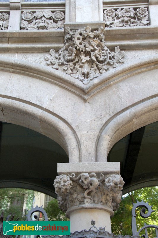 Barcelona - Antiga Tinença d'Alcaldia d'Hostafrancs (Foto: Albert Esteves, 2014) Barcelona - Antiga Tinença d'Alcaldia d'Hostafrancs