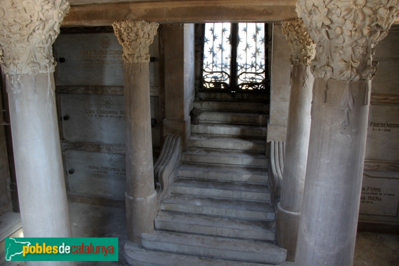 Cementiri de Montjuïc - Panteó família Coromina (Foto: Albert Esteves, 2015) Cementiri de Montjuïc - Panteó família Coromina