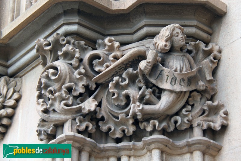 Cementiri de Montjuïc - Panteó Olano Iriondo (Foto: Albert Esteves, 2015) Cementiri de Montjuïc - Panteó Olano Iriondo