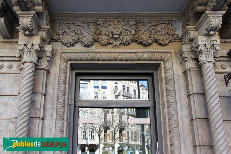 Barcelona - Rambla Catalunya, 77 (Foto: Albert Esteves, 2015) Barcelona - Rambla Catalunya, 77