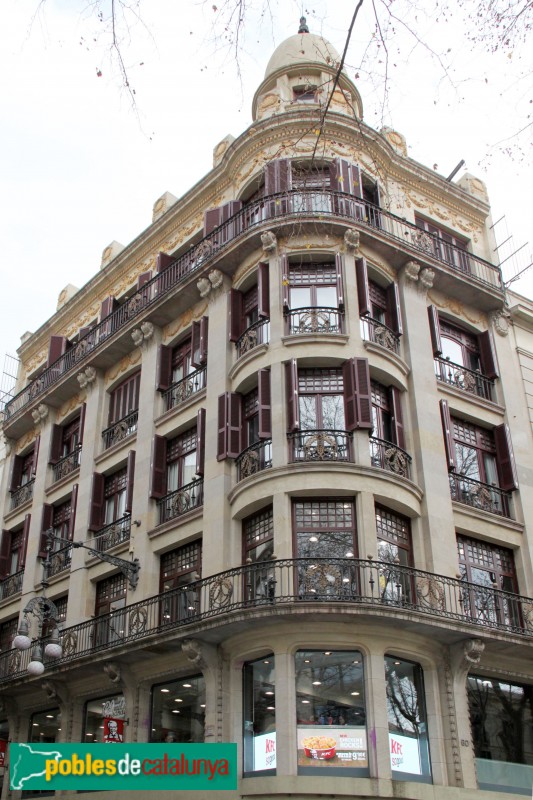 Barcelona - Rambla, 60 (Foto: Albert Esteves, 2015) Barcelona - Rambla, 60