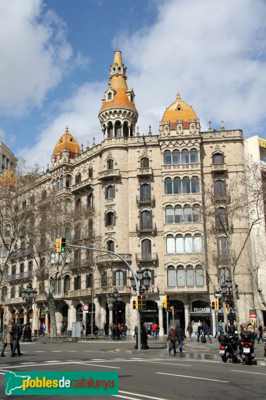 Barcelona - Cases Rocamora (Passeig de Gràcia, 6) (Foto: Albert Esteves, 2015) Barcelona - Cases Rocamora (Passeig de Gràcia, 6)