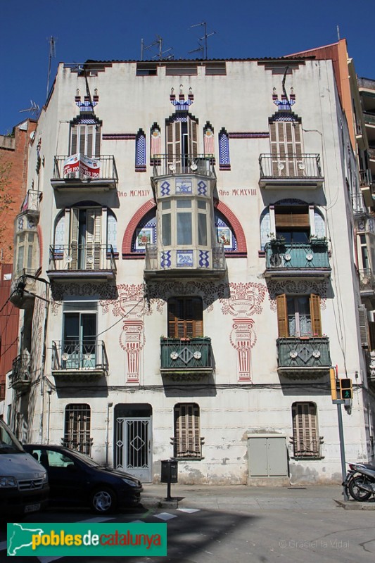 Barcelona - Casa Josep Sabadell (Meridiana, 99) (Foto: Graciel·la Vidal, 2015) Barcelona - Casa Josep Sabadell (Meridiana, 99)