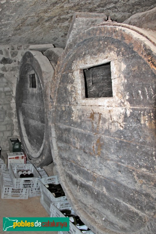 Massoteres - Celler de Cal Xuriguera (Palouet) (Foto: Albert Esteves, 2015) Massoteres - Celler de Cal Xuriguera (Palouet)