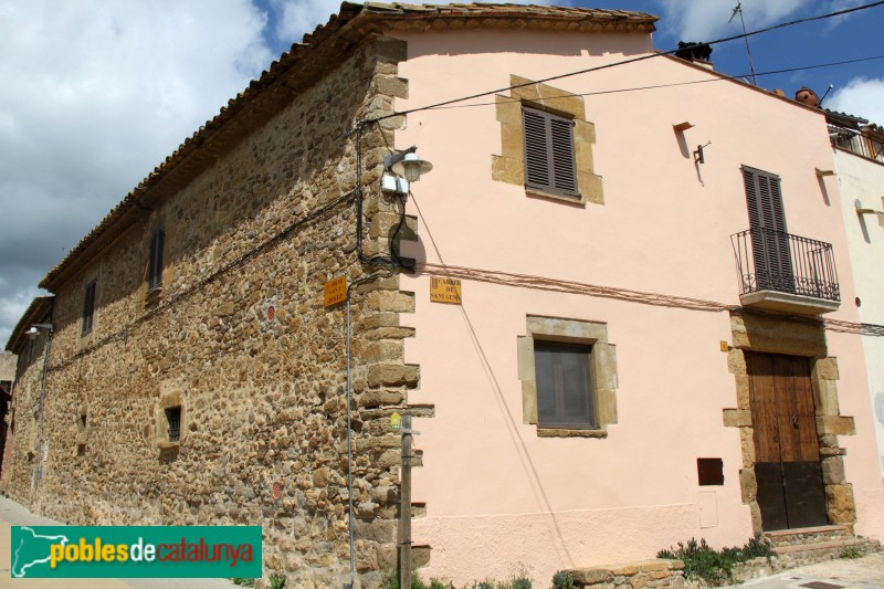 Corçà - Casavells (Foto: Albert Esteves, 2015) Corçà - Casavells