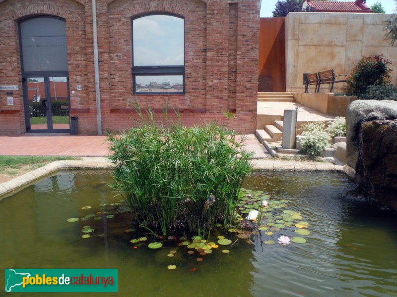 Masquefa - Fàbrica Rogelio Rojo (Foto: Eloy F.C., 2014) Masquefa - Fàbrica Rogelio Rojo