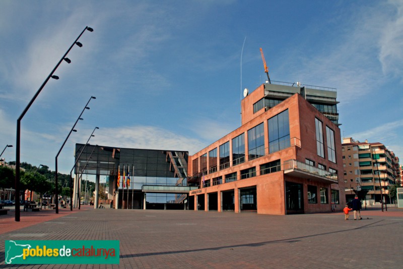 Gavà - Ajuntament (Foto: <i>Alfred Abad</i>, 2010) Gavà - Ajuntament