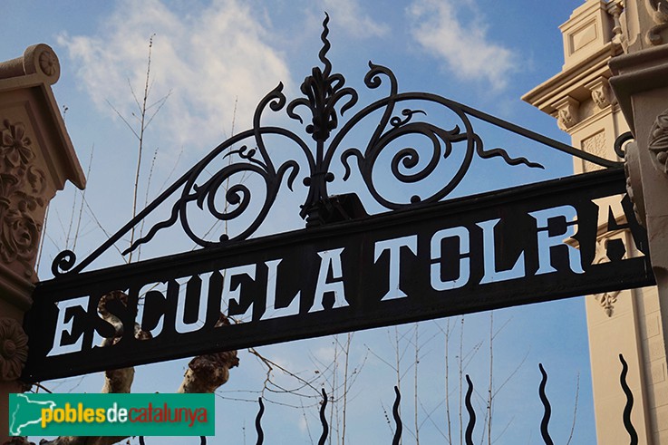 Cabrils - Escola Tolrà (Foto: Alfons Martín, 2016) Cabrils - Escola Tolrà