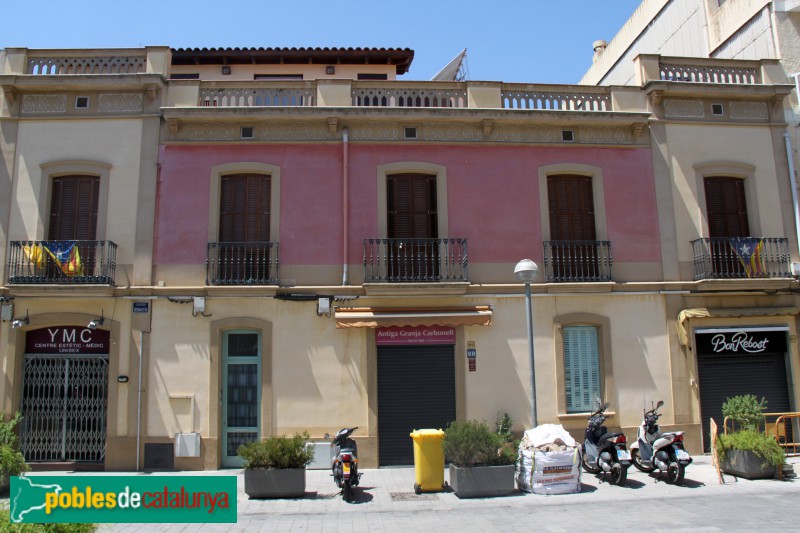 Sant Just Desvern - Granja Carbonell (Foto: Albert Esteves, 2016) Sant Just Desvern - Granja Carbonell