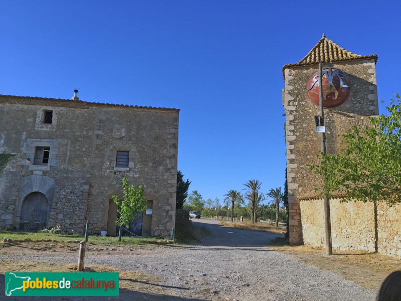 L'Escala - Can Gepot i can Reding (Foto: Albert Esteves, 2016) L'Escala - Can Gepot i can Reding