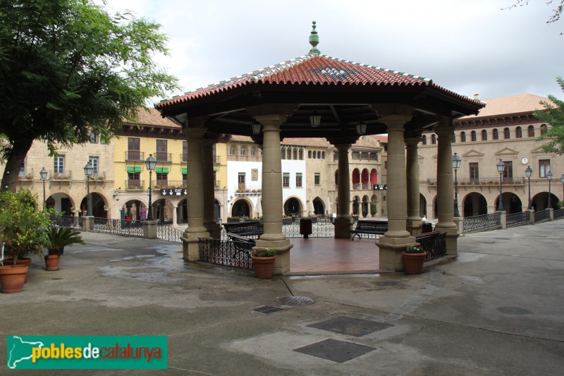 Barcelona - Poble Espanyol, Glorieta, Sant Mateu (Foto: Albert Esteves, 2016) Barcelona - Poble Espanyol, Glorieta, Sant Mateu