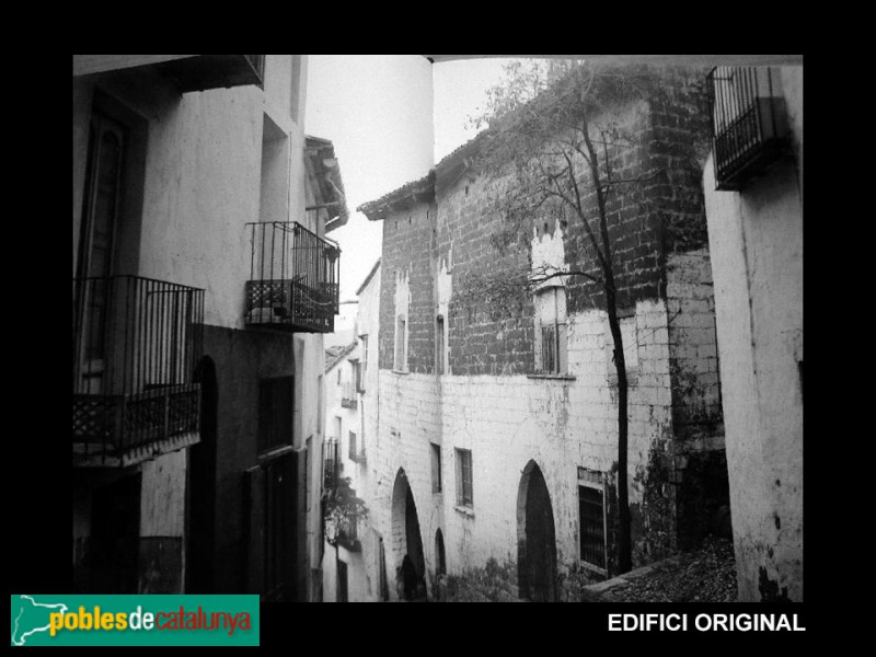 Barcelona - Poble Espanyol, casa Ciurana (Foto: www.catimenu.com, 1919) Barcelona - Poble Espanyol, casa Ciurana