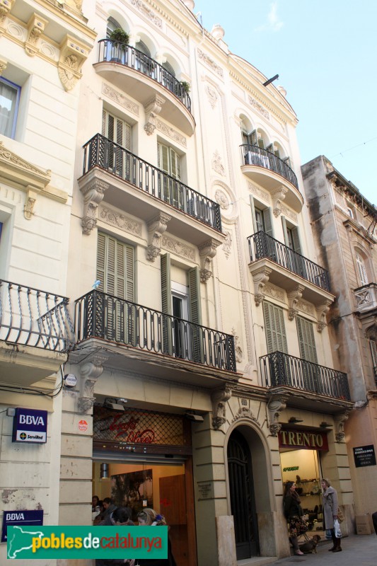 Barcelona - Major de Sarrià, 89 (Foto: Albert Esteves, 2011) Barcelona - Major de Sarrià, 89