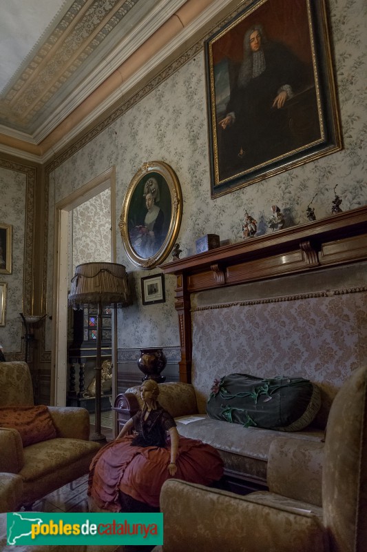 Cornellà de Llobregat - Palau de Can Mercader (Foto: José Aguado, 2017) Cornellà de Llobregat - Palau de Can Mercader