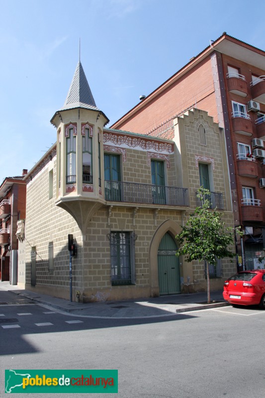 Badalona - Casa Antoni Lleal (Foto: Albert Esteves, 2017) Badalona - Casa Antoni Lleal