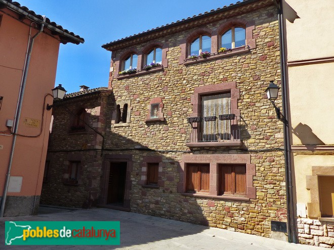 Seva - Can Romero. Plaça de l'Església, 4 (Foto: Graciel·la Vidal, 2017) Seva - Can Romero. Plaça de l'Església, 4