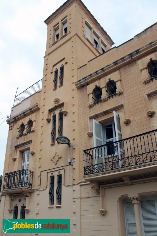 Badalona - Casa Cascante (Foto: Albert Esteves, 2017) Badalona - Casa Cascante