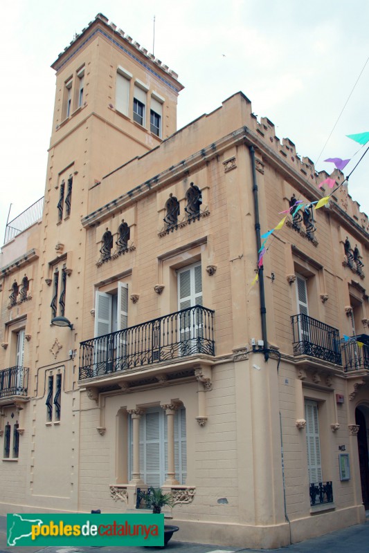 Badalona - Casa Cascante (Foto: Albert Esteves, 2017) Badalona - Casa Cascante
