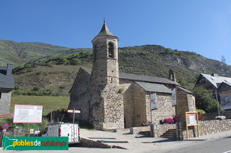 Arties - Església de Sant Joan (Foto: Albert Esteves, 2017) Arties - Església de Sant Joan