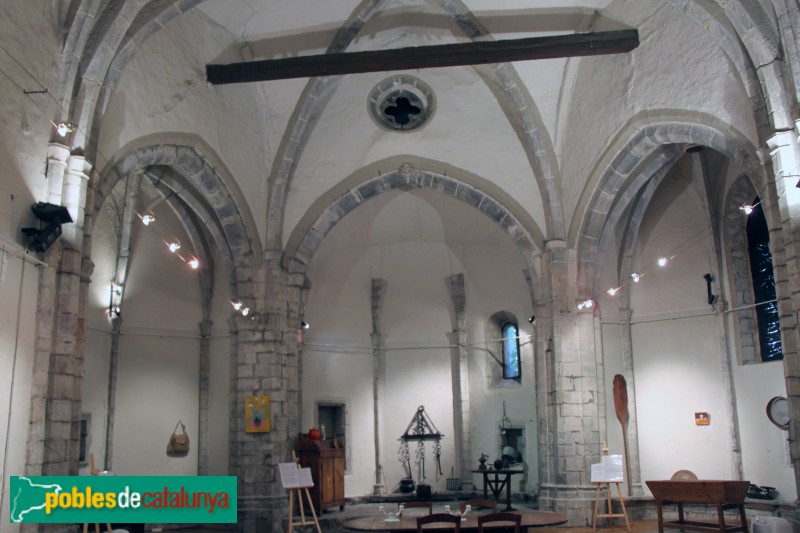 Arties - Església de Sant Joan (Foto: Albert Esteves, 2017) Arties - Església de Sant Joan