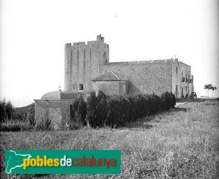 Palafrugell - Torre de Sant Sebastià i església (Foto: Carles Fragas -Arxiu fotogràfic C.E.C.-, 1918) Palafrugell - Torre de Sant Sebastià i església