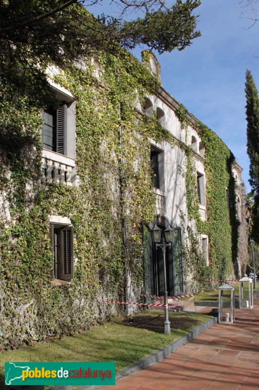 Torrelles de Llobregat - Mas del Molí (Mas Vidrier) (Foto: Albert Esteves, 2017) Torrelles de Llobregat - Mas del Molí (Mas Vidrier)