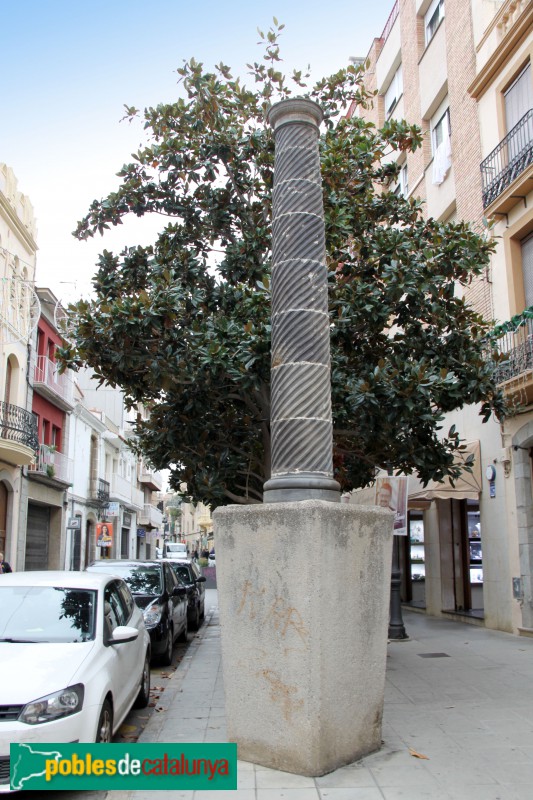 Canet de Mar - Escultura Aigües de la Vida