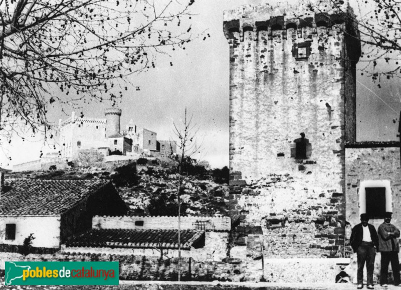 Castelldefels - Torre Climent Savall (Foto: J. Mas Guardia -Arxiu C.E.C.-, 1928) Castelldefels - Torre Climent Savall