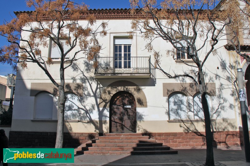 Viladecans - Església de Sant Joan, rectoria (Foto: Albert Esteves, 2018) Viladecans - Església de Sant Joan, rectoria