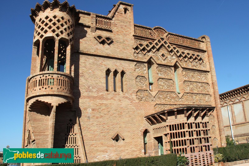 Colònia Güell - Ca l'Espinal (Foto: Albert Esteves, 2018) Colònia Güell - Ca l'Espinal