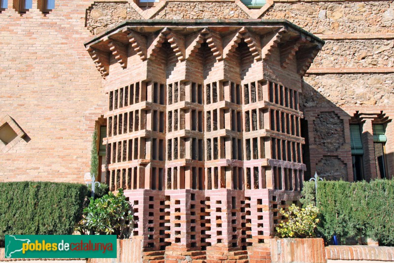 Colònia Güell - Ca l'Espinal (Foto: Albert Esteves, 2018) Colònia Güell - Ca l'Espinal