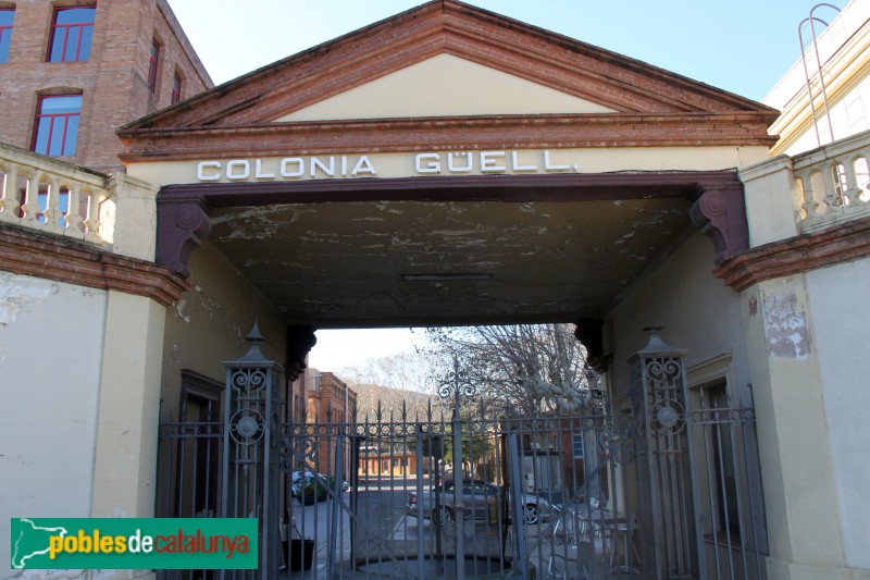 Colònia Güell - Recinte industrial (Foto: Albert Esteves, 2018) Colònia Güell - Recinte industrial