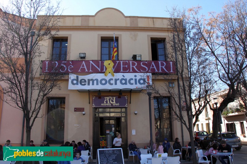 Colònia Güell - Ateneu (Foto: Albert Esteves, 2018) Colònia Güell - Ateneu